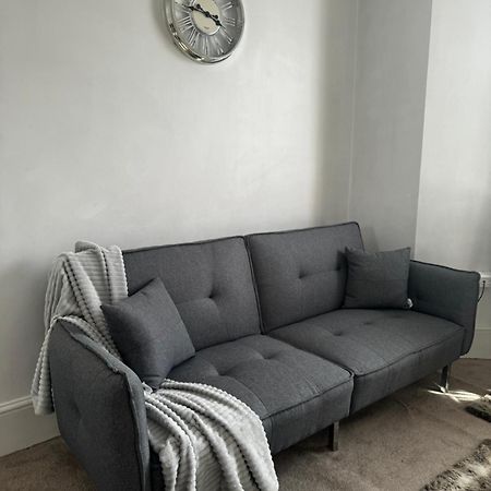 Апартаменты Entire 1Bed Stratford Westfield Лондон Экстерьер фото