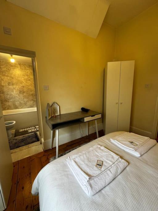 Апартаменты Entire 1Bed Stratford Westfield Лондон Экстерьер фото
