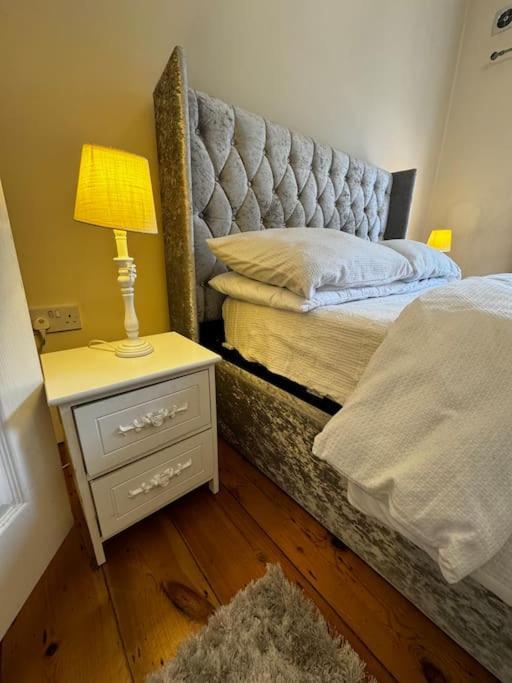 Апартаменты Entire 1Bed Stratford Westfield Лондон Экстерьер фото